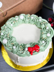 Holiday Wreath Cake